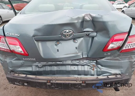 2011 Toyota Camry Le z USA, uszkodzony, nr VIN 4T1BF3EK9BU662878